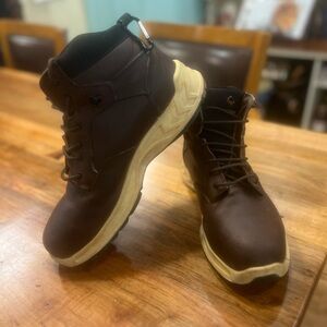 Wolverine steel toe boots size 11.5 in GUC